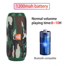 Carregar imagem no visualizador da galeria, Alto-falante portátil bluetooth a prova de areia , chuva e respingos
